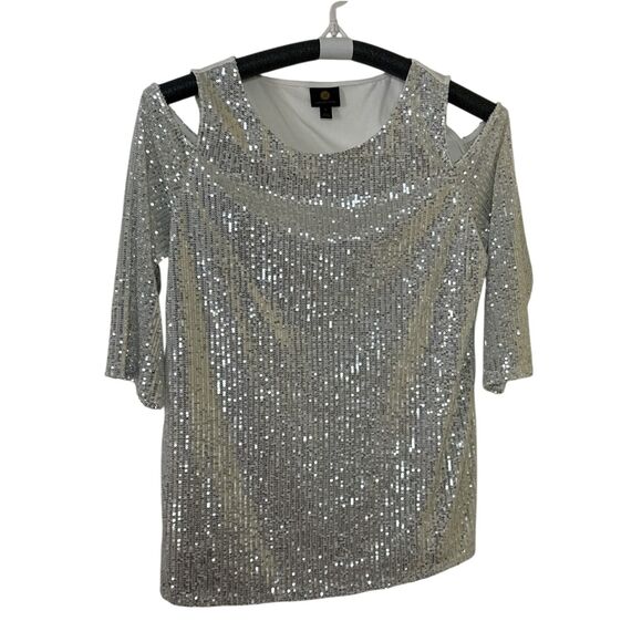 JM Collection Tops - JM Collection Sequin Cold Shoulder Top | Size XL | Silver | White Back